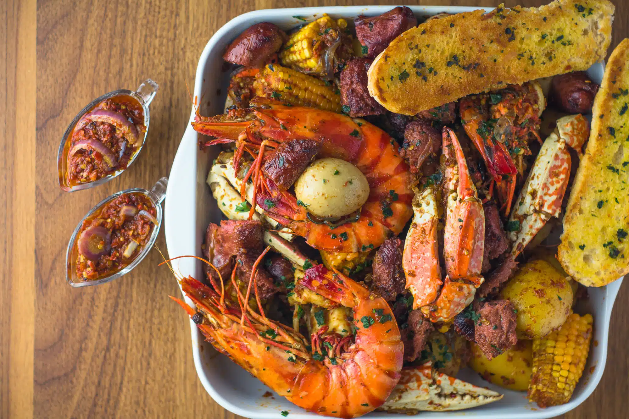 Seafood party tray