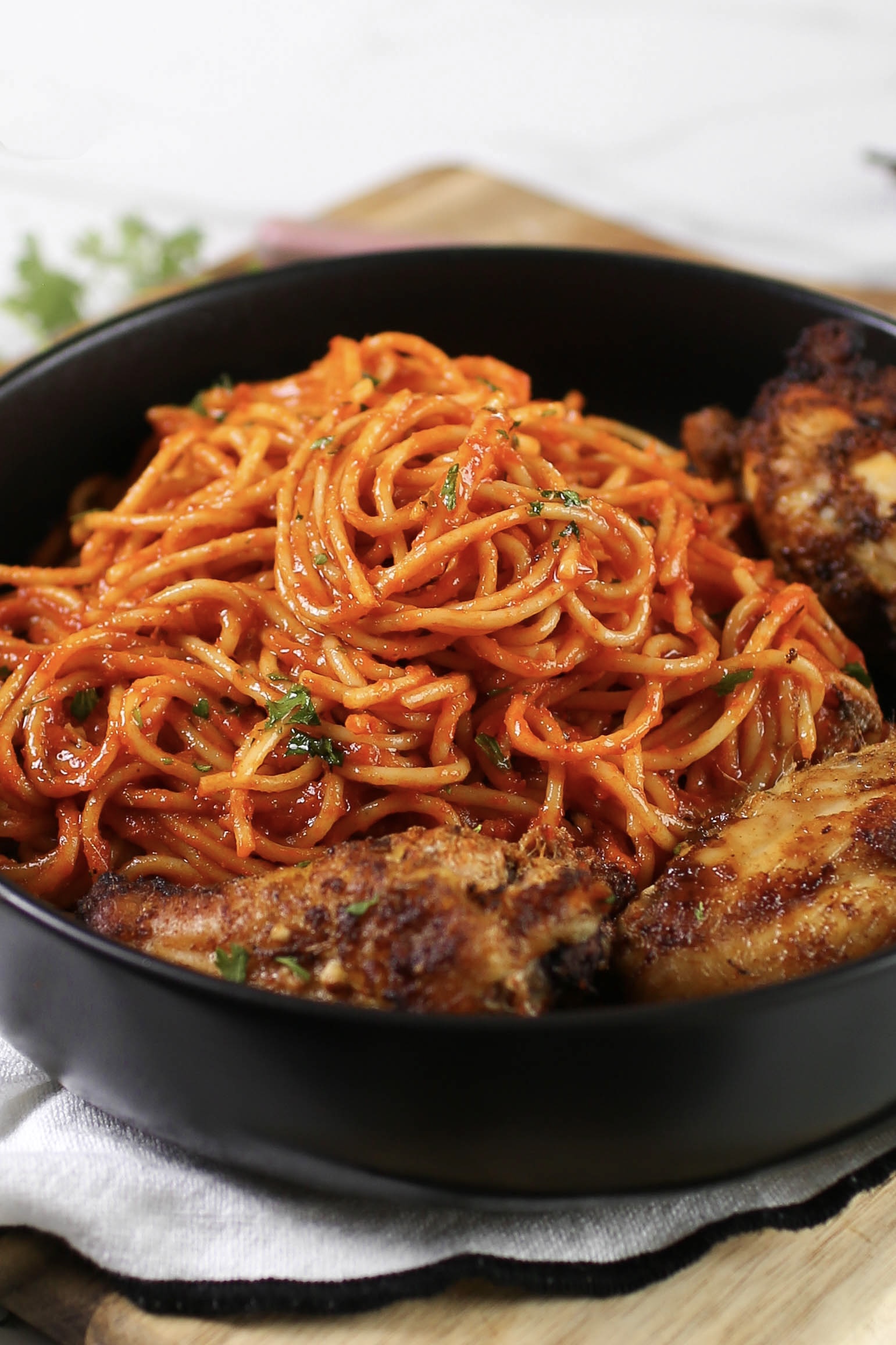 Spaghetti and grilled chicken plate